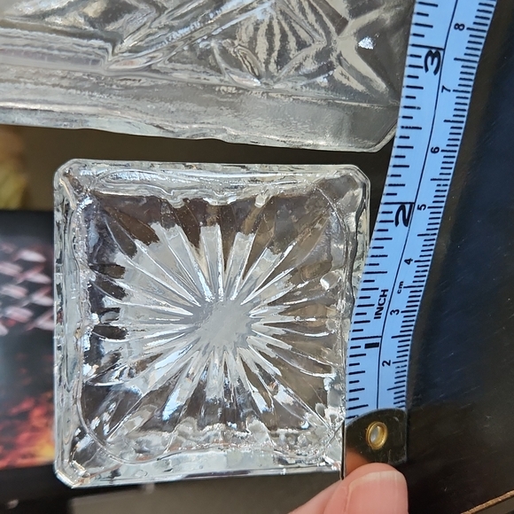 Glass Decanter - Picture 8 of 9